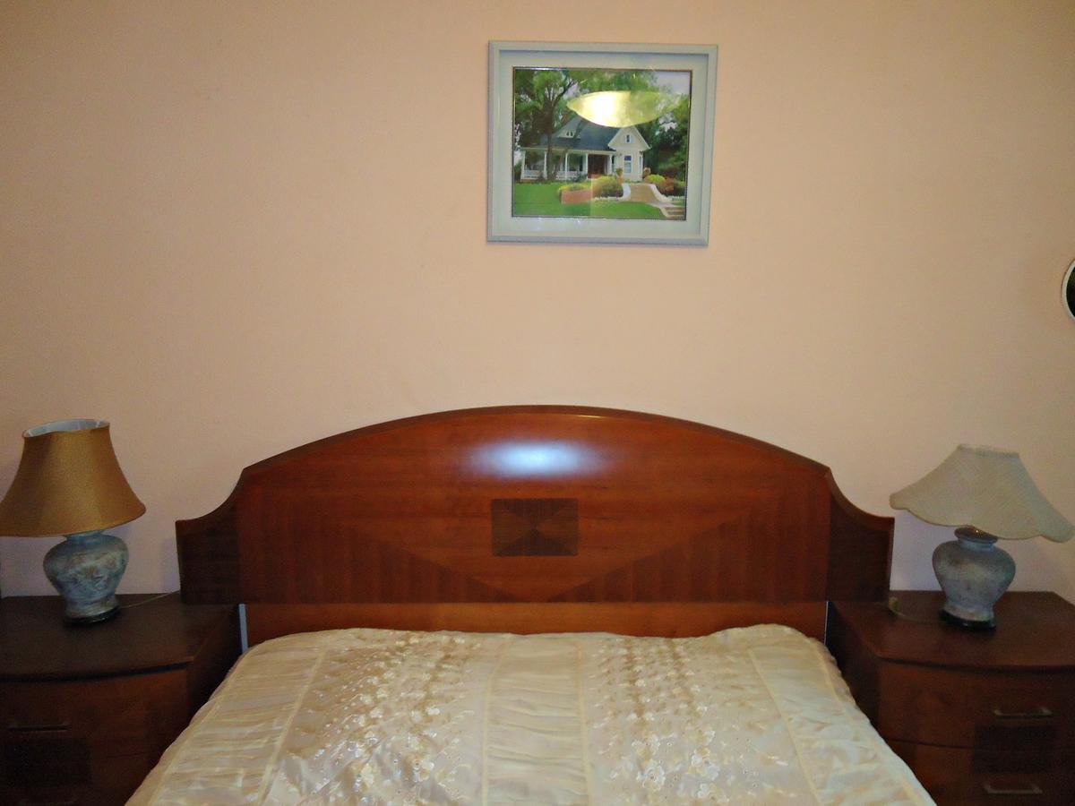 Albatros Bed & Breakfast Tbilisi Exterior photo