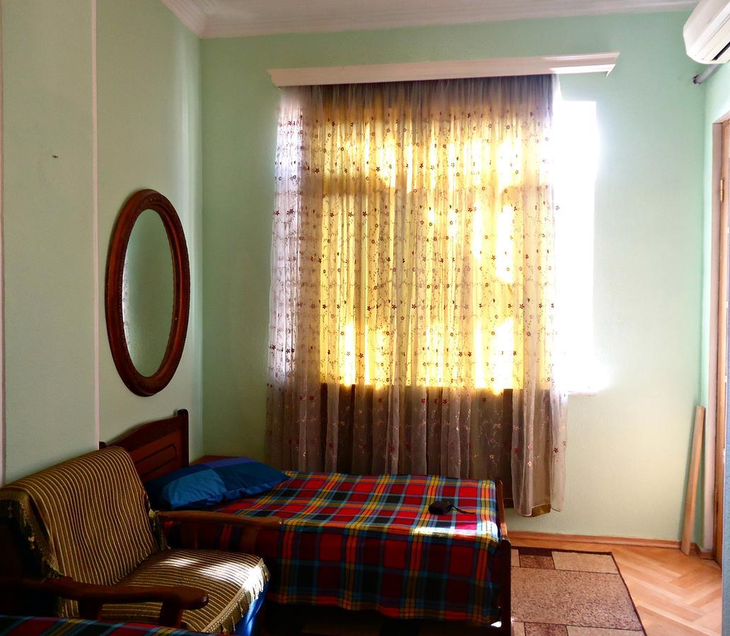 Albatros Bed & Breakfast Tbilisi Exterior photo