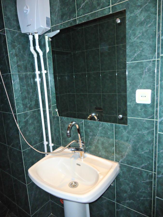 Albatros Bed & Breakfast Tbilisi Exterior photo